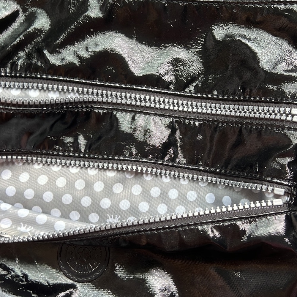 Kipling Crossbody - Picture 5 of 8